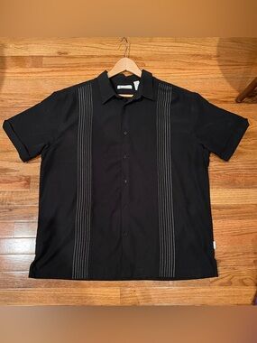 Cubavera Black Short-Sleeve Button-Down with Vertical Pinstitch